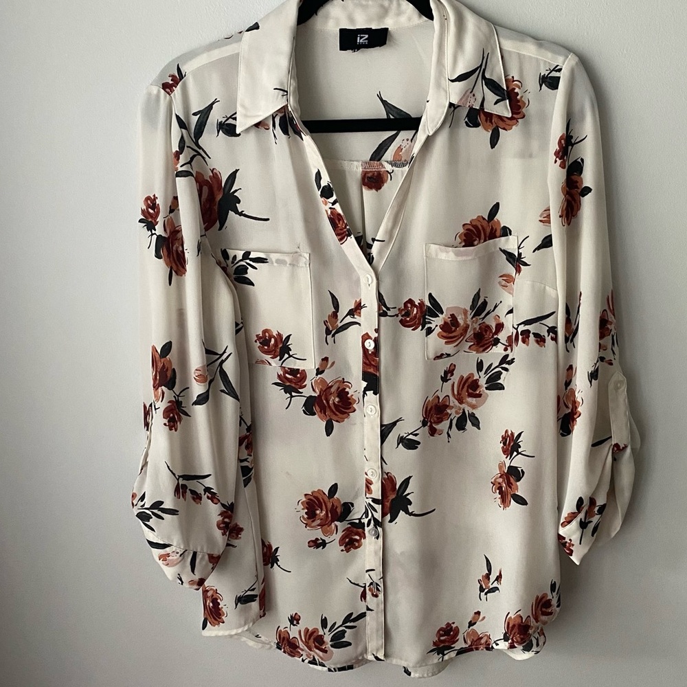 White button up blouse with floral print 3/4 sleeve size XL
